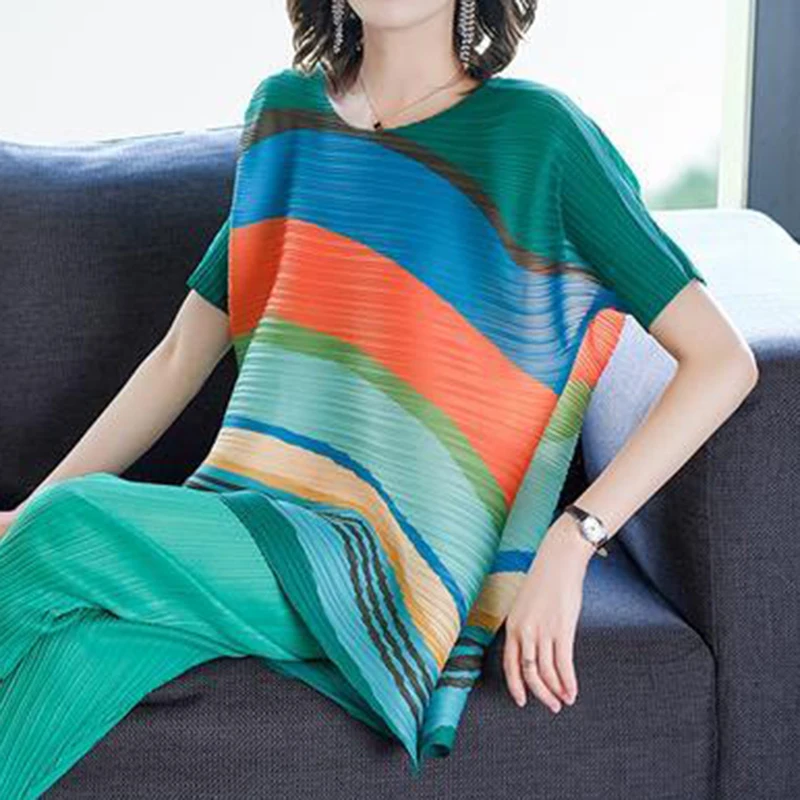 2023 Summer Popular Loose Fold Contrast Rainbow Stripe Dress Large Women's Wear cute things  LOOSE