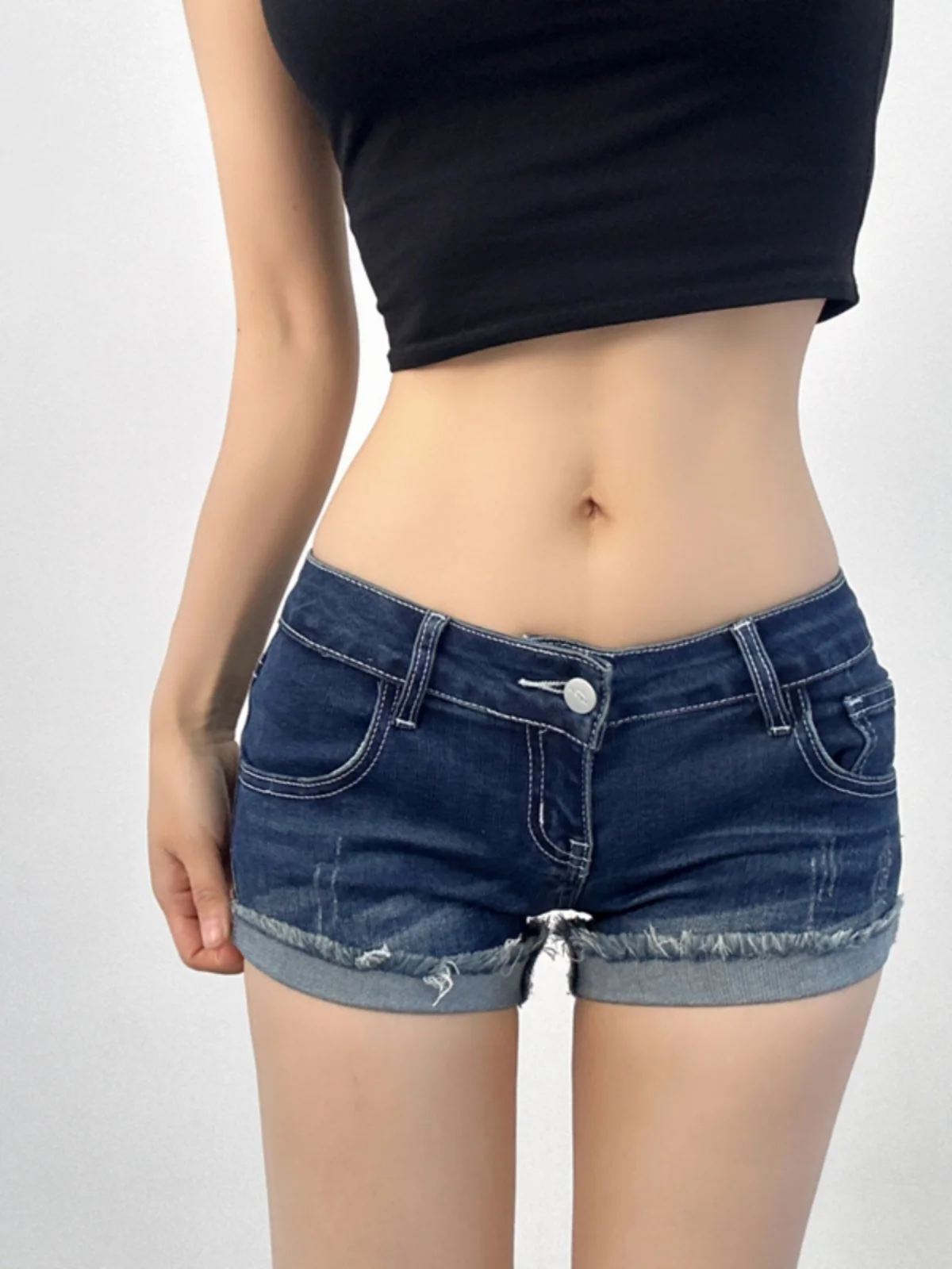 Stijl Pittige Amerikaanse Meisje Lage Taille Denim Shorts Vrouwen 2024 Zomer Nieuwe Stijl Strakke Wrap Heup Gewassen Ultra Shorts H6vj