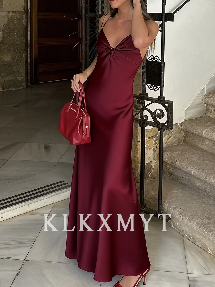 ชุดเดรสยาวผ้าซาตินแบบผูกคอ แนวเซ็กซี่ แฟชั่นคอวี แขนกุด เปิดหลัง สำหรับผู้หญิง ปี 2025 เหมาะสำหรับฤดูร้อนและฤดูใบไม้ร่วง  ชุดเดรสยาวสำหรับงานปาร์ตี้ สวยสง่า