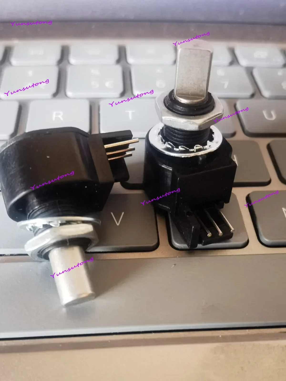 

SP1NB1A502W016 speed and position sensor potentiometer domestically produced
