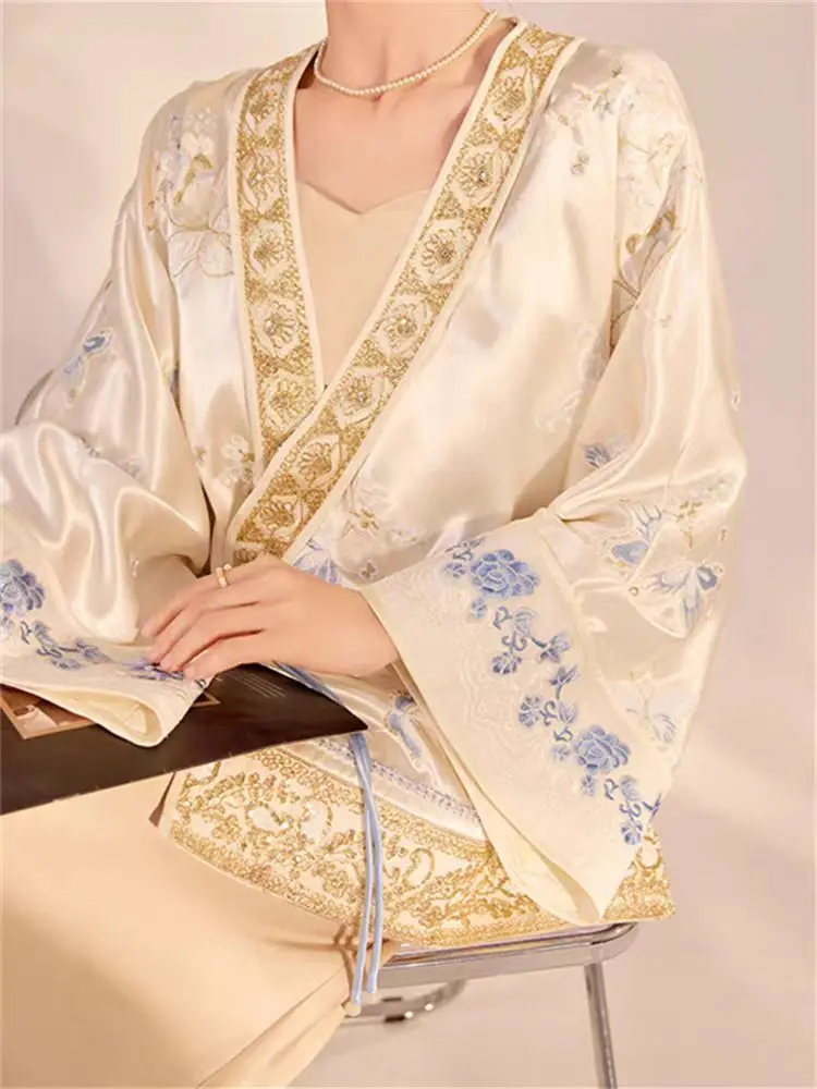 Primavera nuevo estilo chino con cuello en V borla hecha a mano un solo botón + mariposa exquisita chaqueta suelta bordada señora S-L