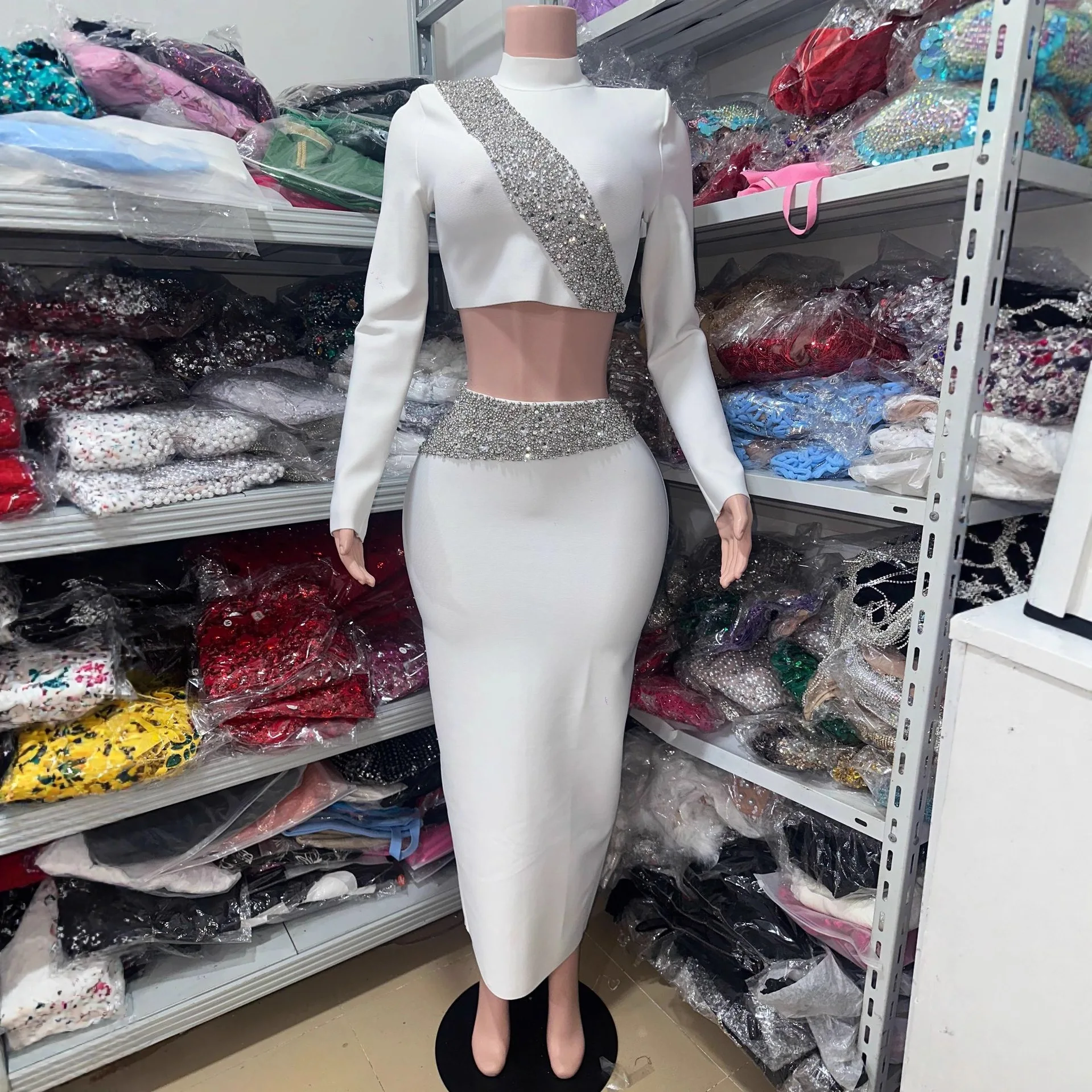 

Women Elegant Bandage Long Sleeve Diamonds Beading Crop Top And High Waist Long Skirt 2 Pieces Sets Gala Evening Party Outfits