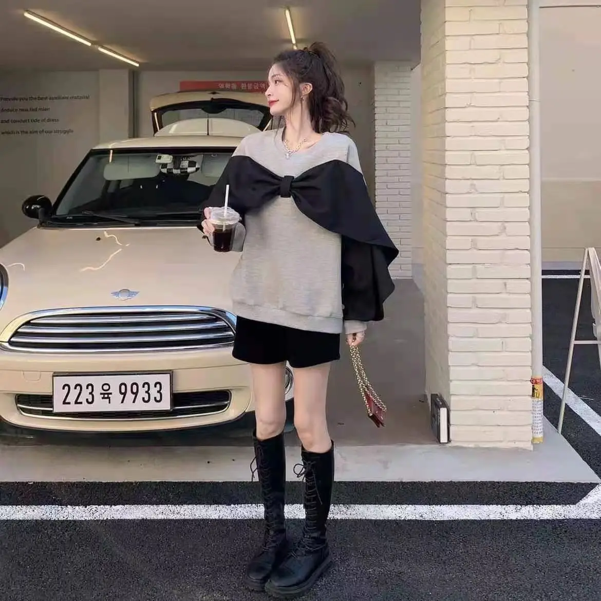 Large Size Women\'s Hoodie Female Hot Item Fake Two-piece Splicing Design Loose Bow Tie Clothes