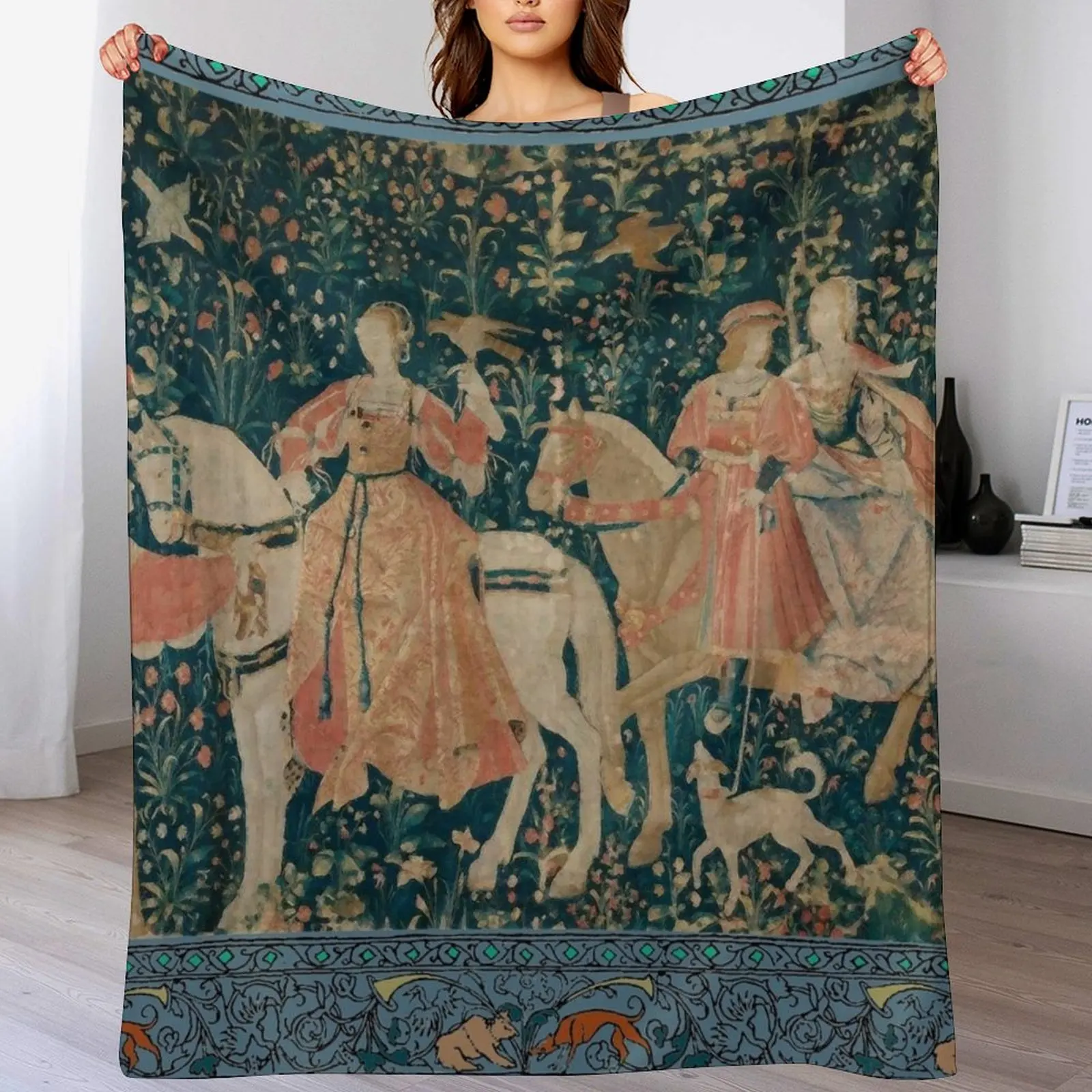 

Medieval Tapestry - the Hawk Hunt Throw Blanket Summer Sofa Quilt Decorative Sofa Baby Blankets