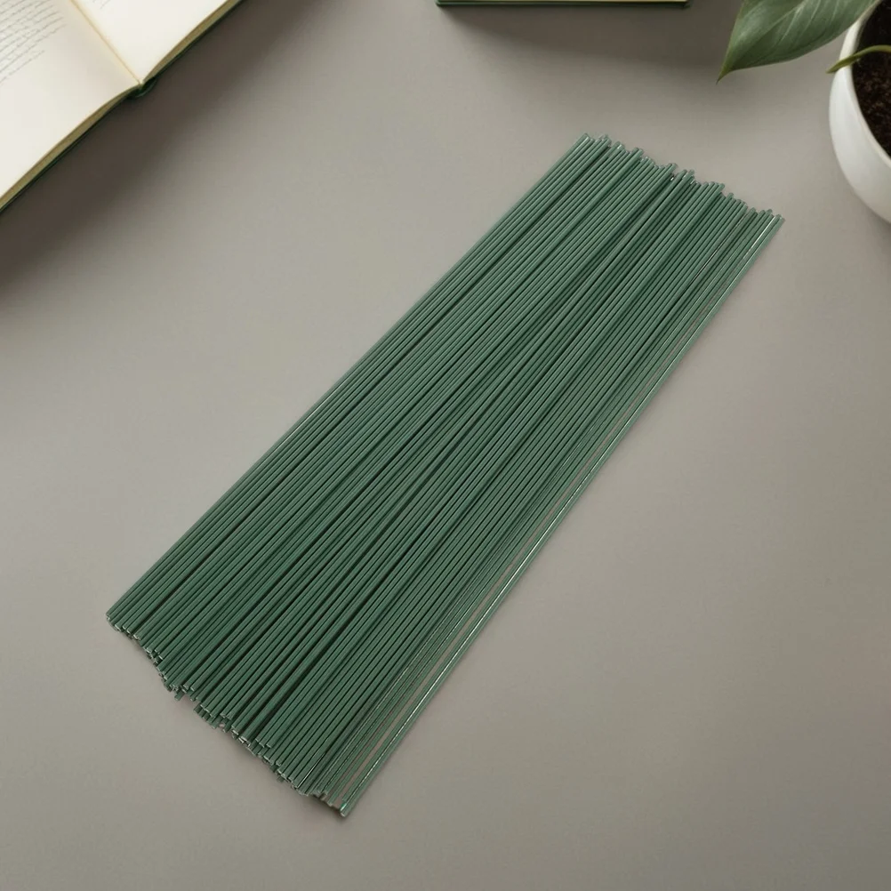 60Pcs Green Artificial Flower Wire Stems 40cm for DIY Crafts Bouquets Wreaths Floral Arrangement Supplies Green Floral Stems