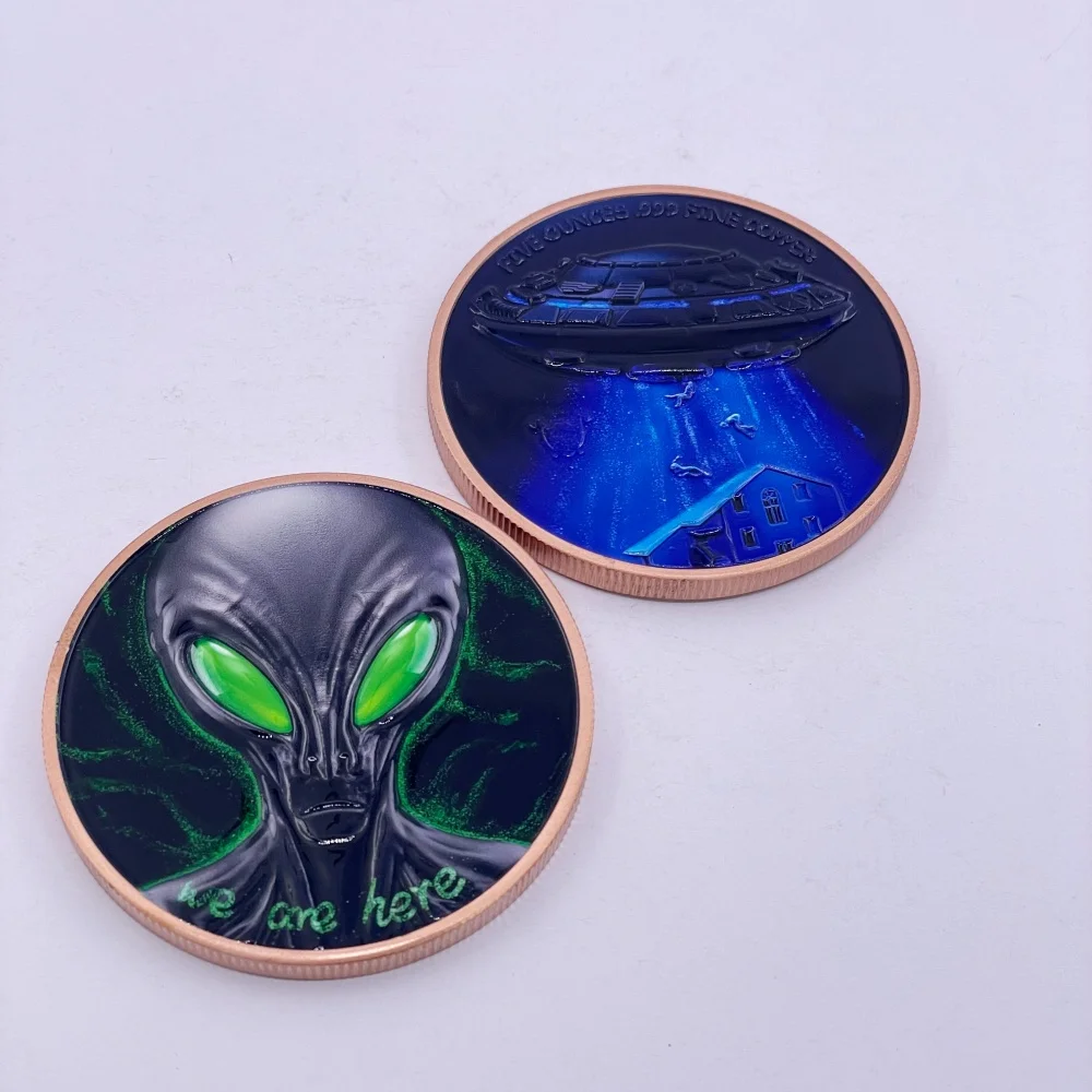 5OZ .999 Copper Coin Alien UFO We Are Here Color Enamel Embossed Challenge Coin Extraterrestrial Space Commemorative Collectible