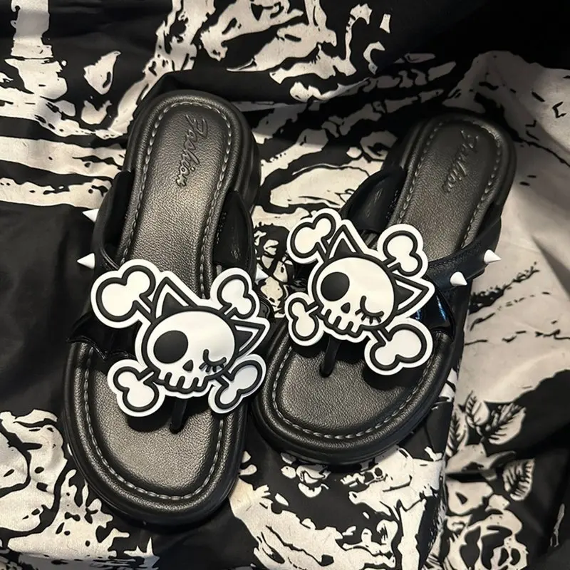 

Alice Original Summer Cat Ear Skull Bat Wing Rivet Platform Flip Flops Chunky Sole Thong Sandals For Egirl Subculture Style