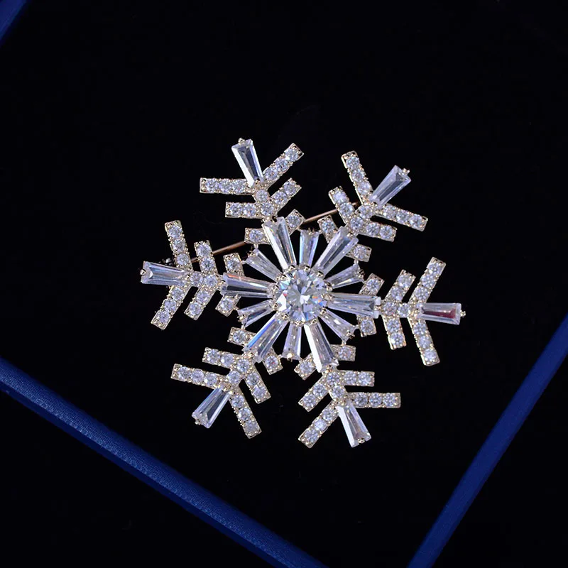 Broche clásico de nieve para hombre y mujer, broche de temperamento, accesorios de ropa, regalo de Europa y Estados Unidos