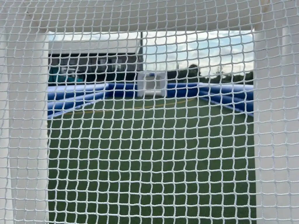 สนามฟุตบอลเป่าลมขนาดใหญ่สำหรับกีฬาเชิงพาณิชย์กลางแจ้งแบบกำหนดเอง สนามแข่งขันกีฬา สนามฮอกกี้ยักษ์ สนามฟุตบอล