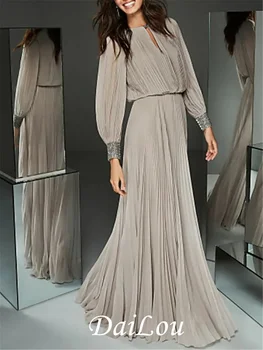 A-linie Mutter der Braut Kleid Elegante & Luxuriöse Jewel Neck Bodenlangen Chiffon Lange Hülse mit Tasten Falten Perlen