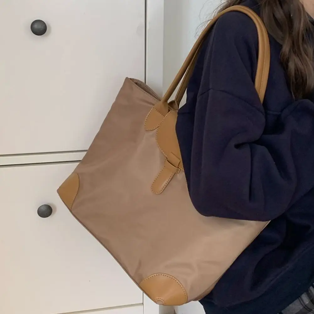 

Literary Casual Nylon Shoulder Bag Lightweight Zipper Nylon Cloth Tote Bag Large Capacity Korean Style Handbag Women