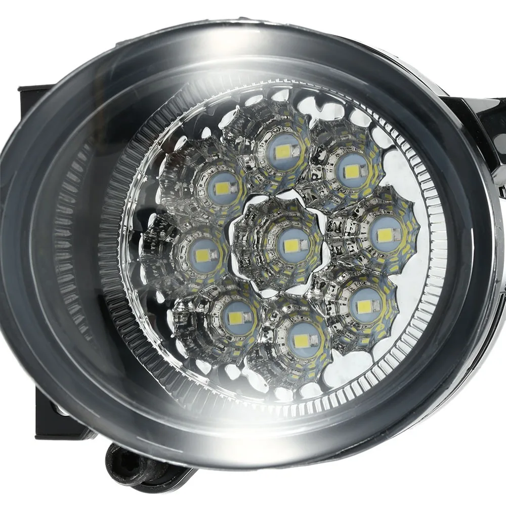 Supply Applicable MK5 05-09 Front Fog Lamp Anti-fog Lamp LED Lights.