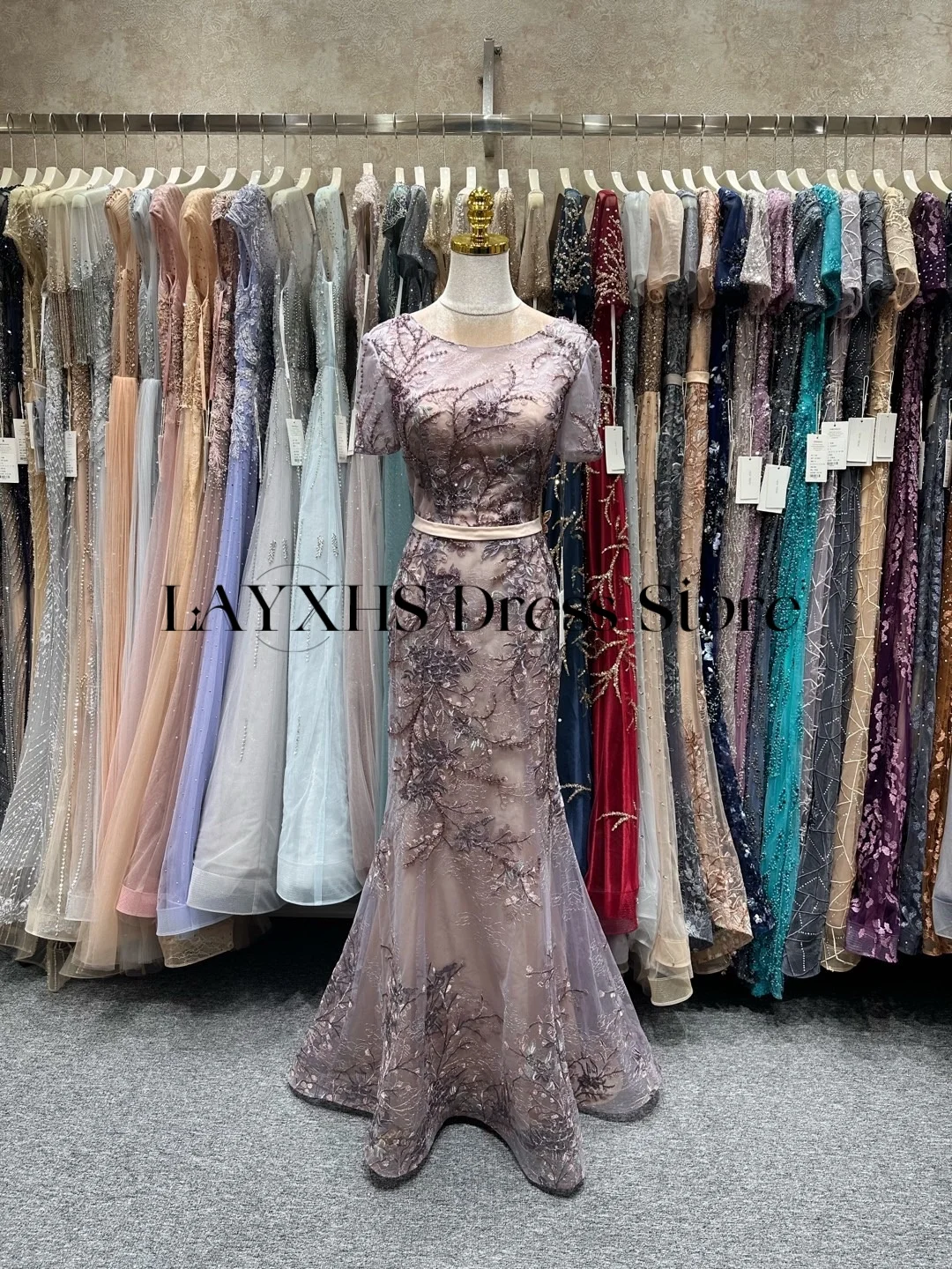 

Scoop Neck Wisteria vestido madre del novia Bead Mermaid Lace Appliques Sweep Train Evening Party Dress with Sleeves Customized
