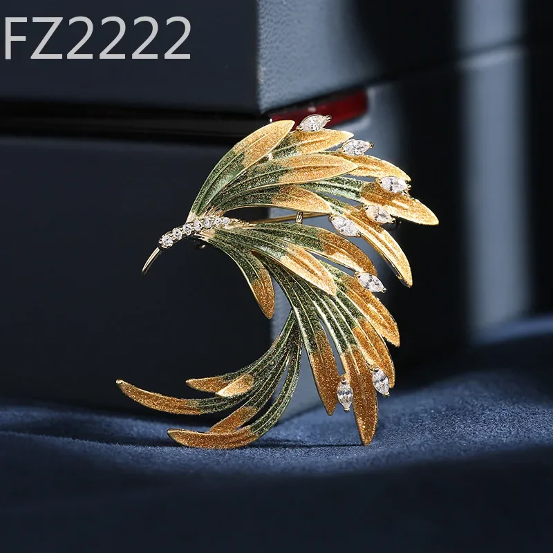 Dynasty retro style Chinese style gradual change feather brooch