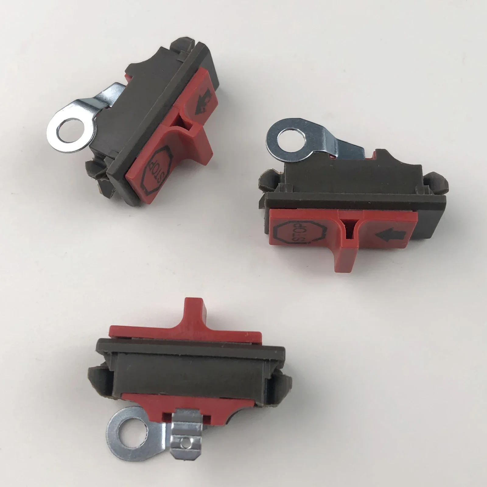3Pcs on-off Stop Switches for Husqvarna 137 142 36 41 42 136 50 51 55 61 268 272 257 261 262 266 281 288 394 395 3120 #503717901