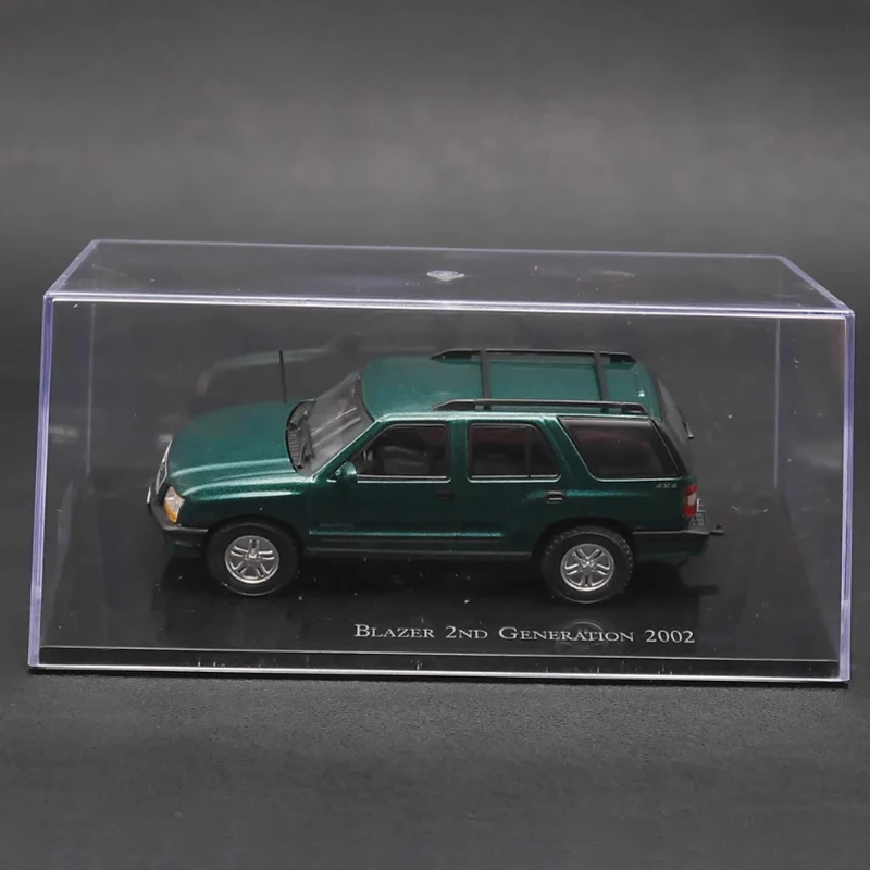 IXO moulé sous pression 1:43 échelle Blazer 2ème 2002 alliage modèle de voiture classique produit fini Simulation jouet Collection modèle statique