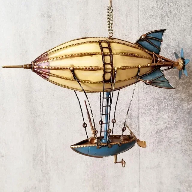 Hot SalesRetro Iron Creative Decoration European Old Airship Model Industrial Wind Restaurant Living Room Bar