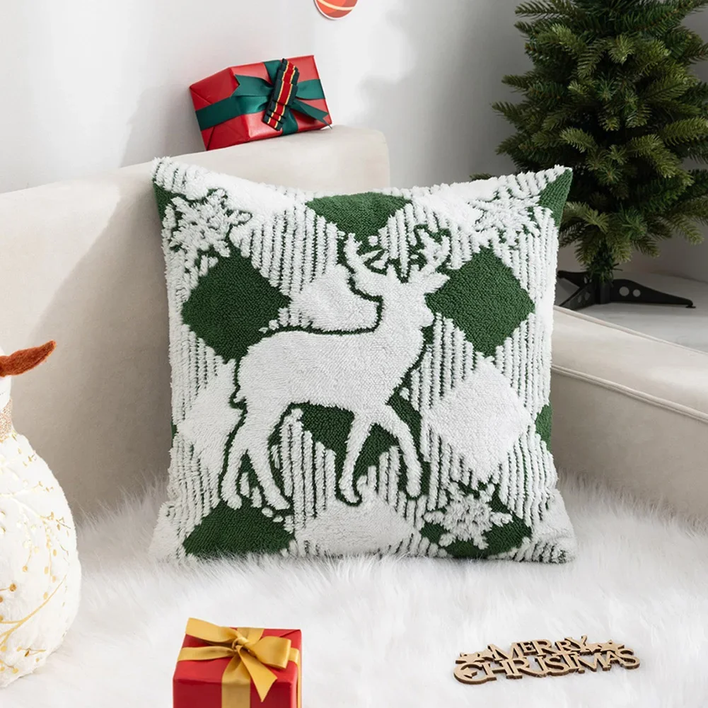 1pc 45CM Christmas Throw Pillowcase Without Core Elk Green Red Snowflake Velvet Christmas Supplies Arboles De Nvidad Decoration