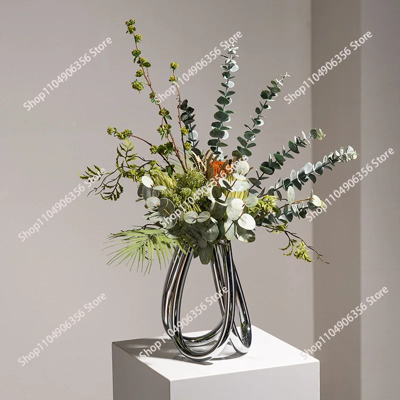 for High-end stainless steel geometric metal flower vessel simple modern creative geometric TV cabinet ornament