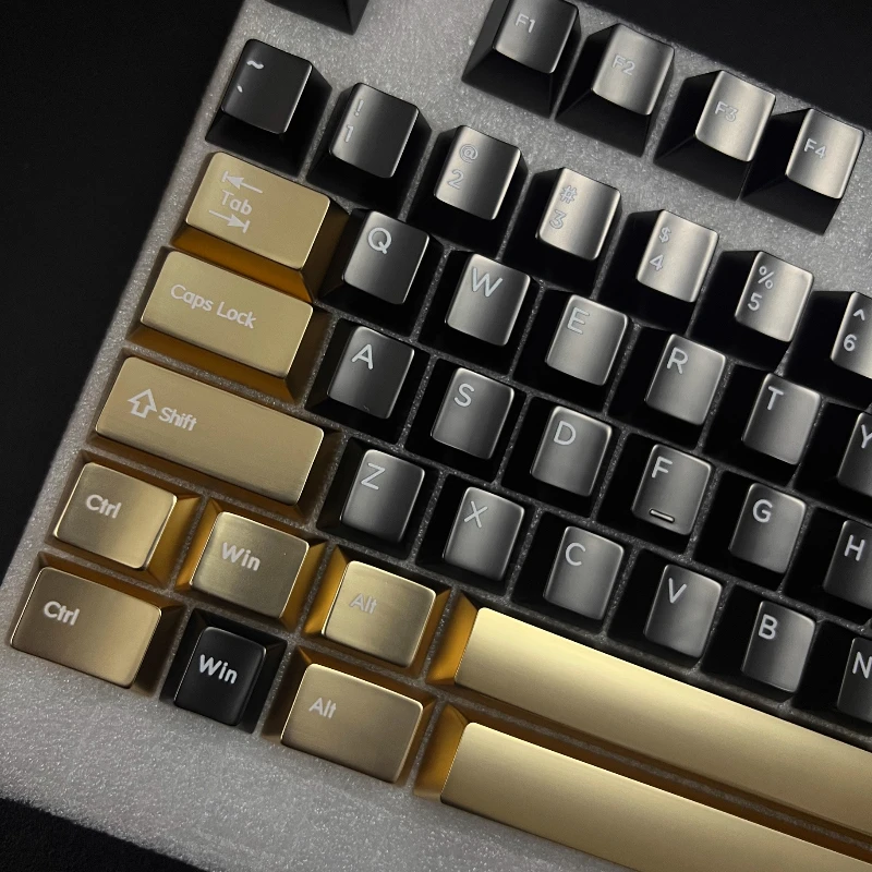 Full Set of Metal Keycap Original Factory Height PVD Black Gold Zinc Alloy Material 100% 80% Layout High-end Texture Keycap