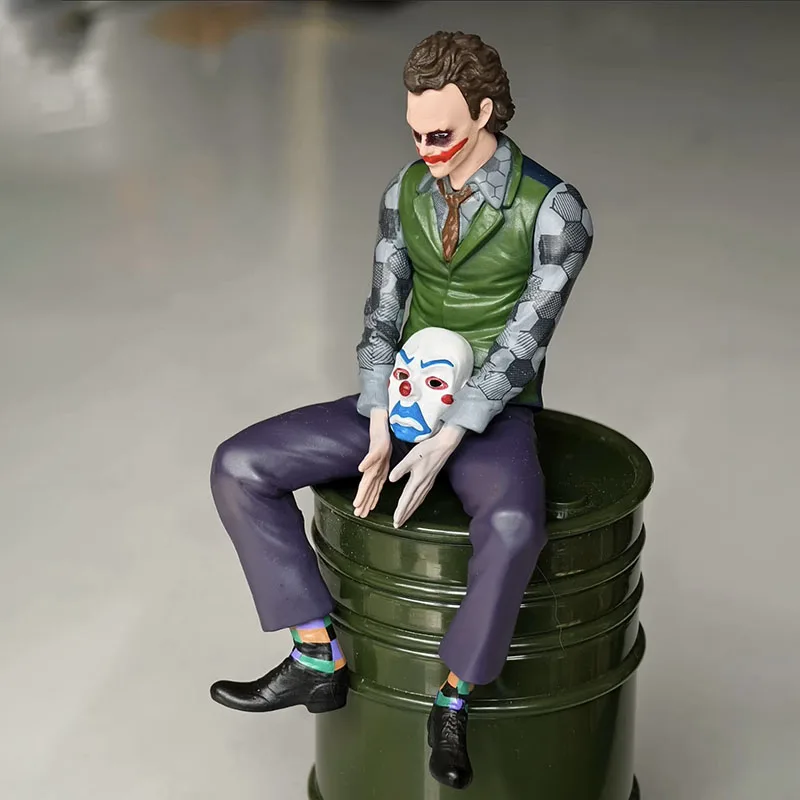 

The Joker Figure Joker Action Figuras 24cm Manga Figurine PVC Collection Model Toys Anime Doll Car Ornaments Gift for Children