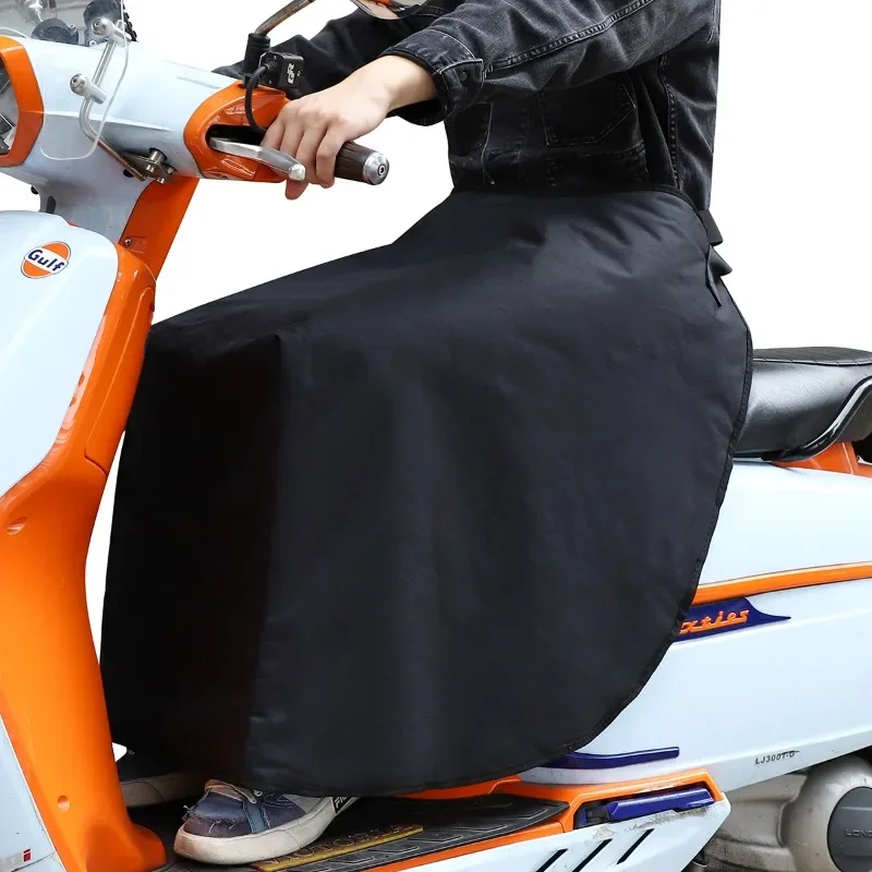 

Motorcycle Riding in Winter, Outdoor Windproof, Knee Protection, Windproof, Cold Proof, Warm Windproof, and Windproof