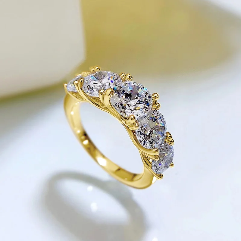 OXTAO Funkelnder 5-Steine-Moissanit-Diamantring für Damen, 14 Karat Gold gefüllt, Ehering, Fingerringe, Schmuck, Paar, zertifiziert – Detail 4