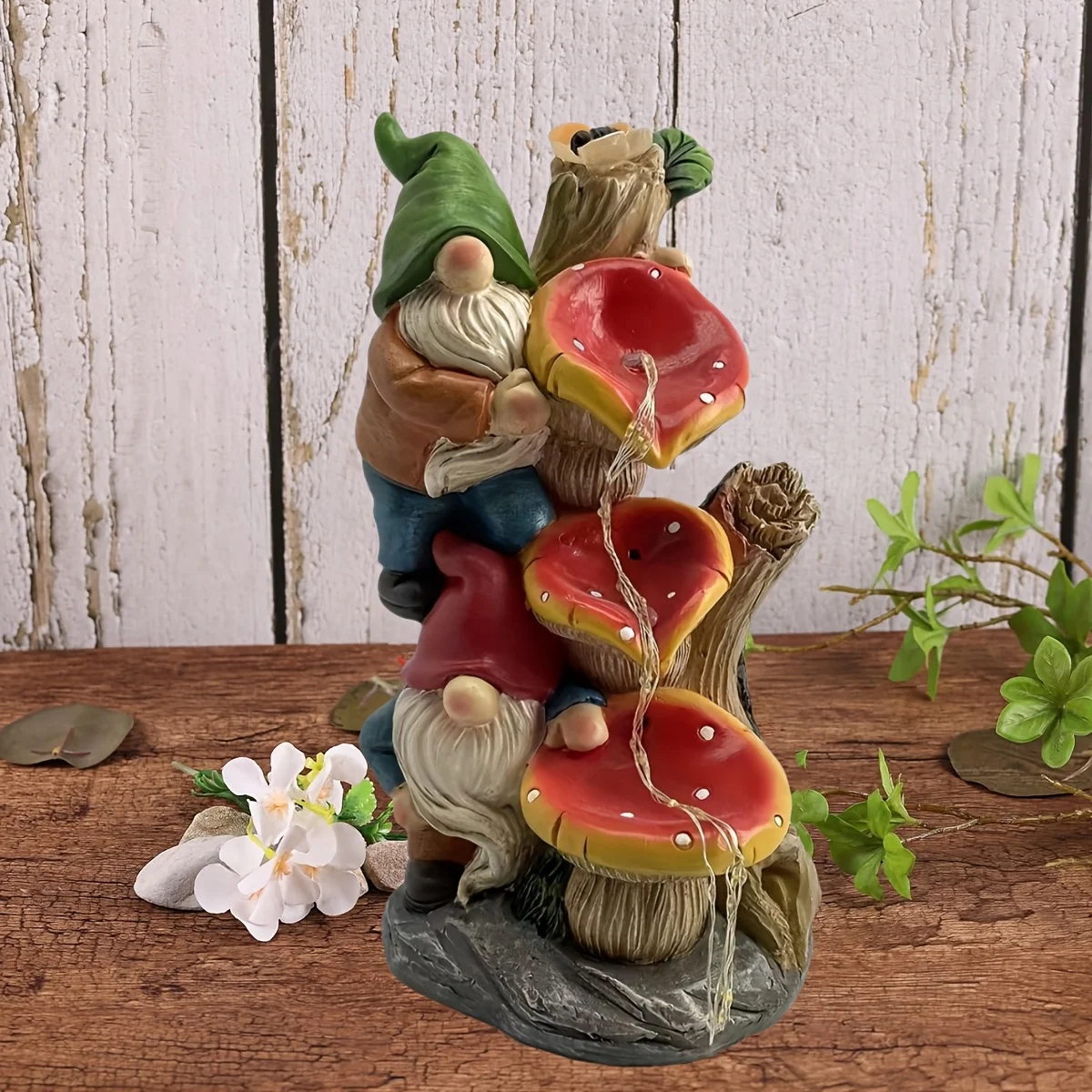 Outdoor Garden Solar Dwarf Statue Light, Solar Light Gnome Outdoor Garden Statue, Elf Dwarf Pouring Water Resin Statue Light, for Yard Lawn Porch Balcony Patio Home Decor