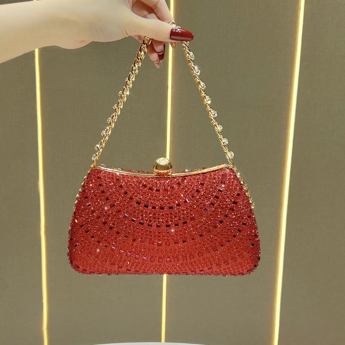 

handbag chain temperament handbag high-end exquisite dinner bag celebrity light luxury messenger bag