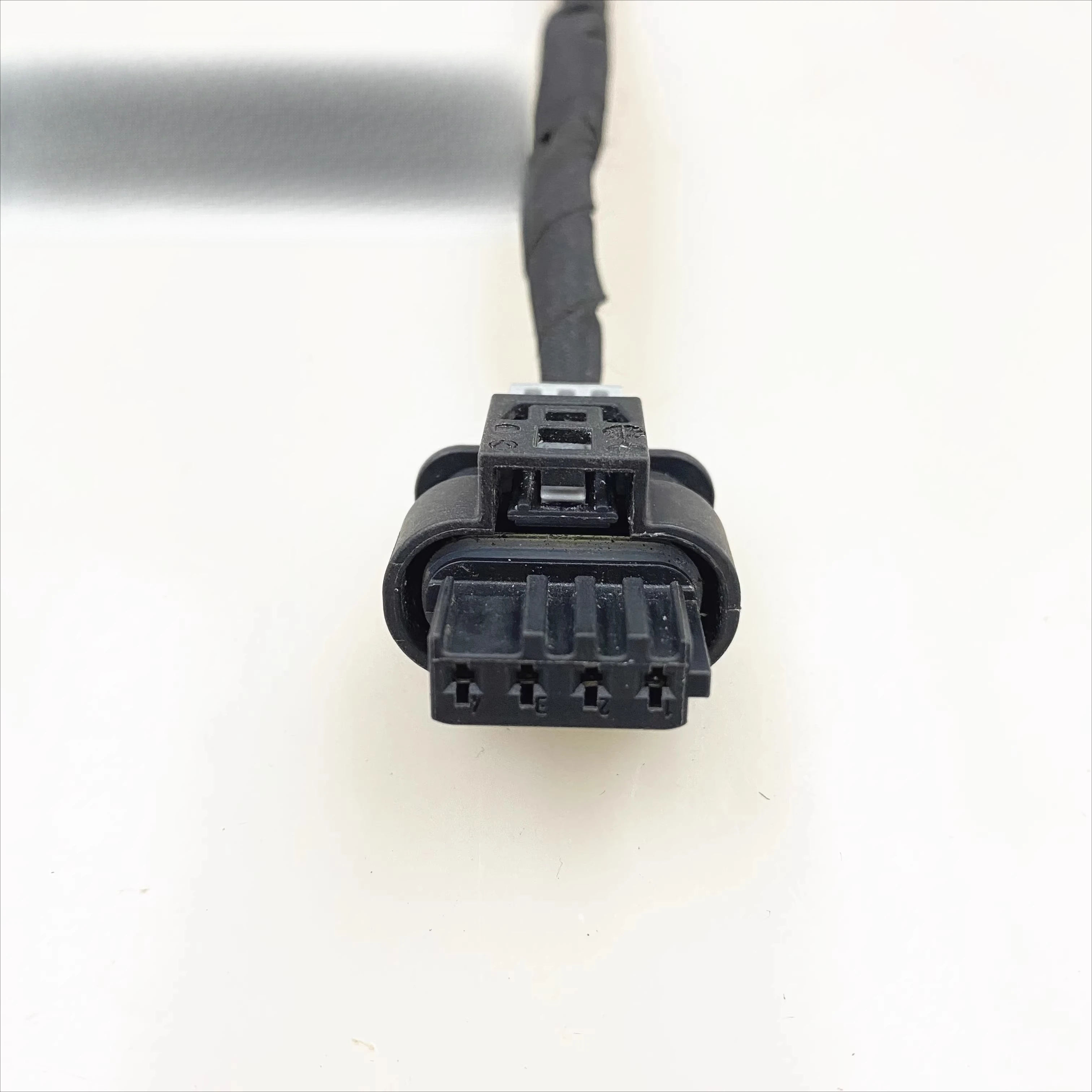 

1pc for benz BMW 3 5 Series N20 Engine intake manifold pressure sensor plug