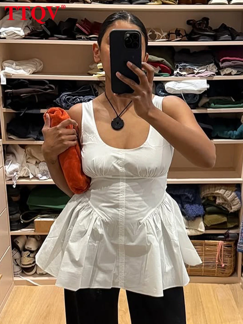 

TTQV Sexy Slim White Cotton Women Tank Top 2026 Summer U-Neck Sleeveless Vest Elegant Classic Solid Pleated Top Female Clothing