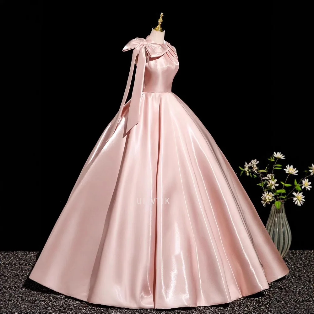 Abito da sera lungo in raso rosa Abito da donna semplice con scollo all'americana Abito da damigella d'onore francese di fascia alta Abiti da festa di fidanzamento Abiti da sposa