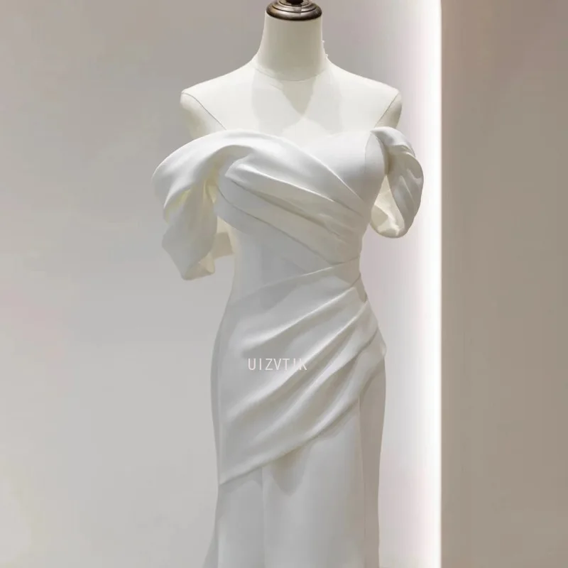 Satin Mermaid Wedding Dresses Withtrain Elegant Boat Neck Sexy Backless Bridal Dress Satin Simple Vestidos De Novia Customized