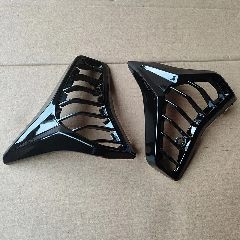 

Motorcycle Side Covers of Fuel Tank Protecter for Sundiro Honda of SDH125-51/51A CBF125 Motorbike Horn Cover Plastic Tank Shield