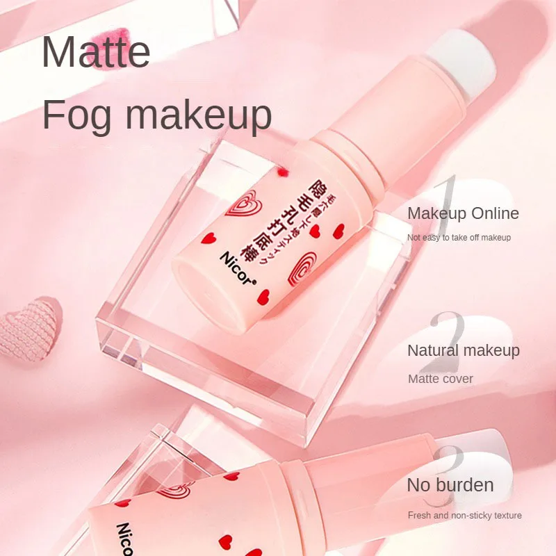 Podkład korektorowy - odpowiedni dla wszystkich rodzajów skóry, długotrwały, wodoodporny i odporny na pot, tworzący naturalną baza pod makijaż