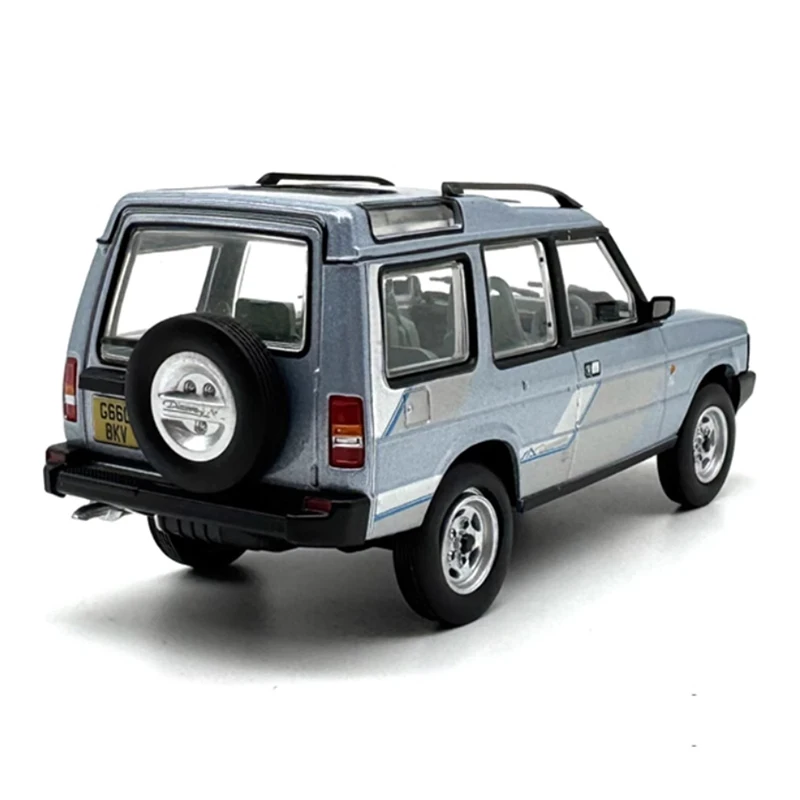 OXFORD Diecast 1:43 Scale Discovery 1 Old Style Off Road Vehicle Alloy Car Model Finished Product Simulation Toy Static Model