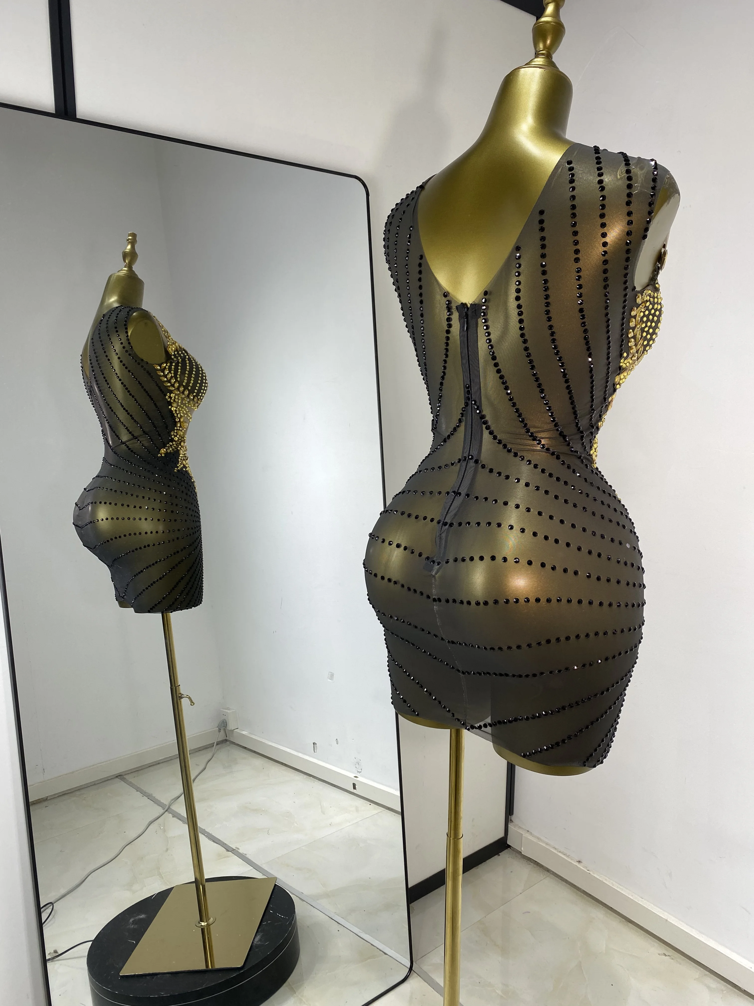 Damska Luksusowa Złota Sukienka Mini Bodycon z Siateczki, Ozdobiona Cyrkoniami, Wysoka Elastyczność, Seksowna, Prześwitująca, Wieczorowa, Klubowa, na Imprezę, do Nocnego Baru