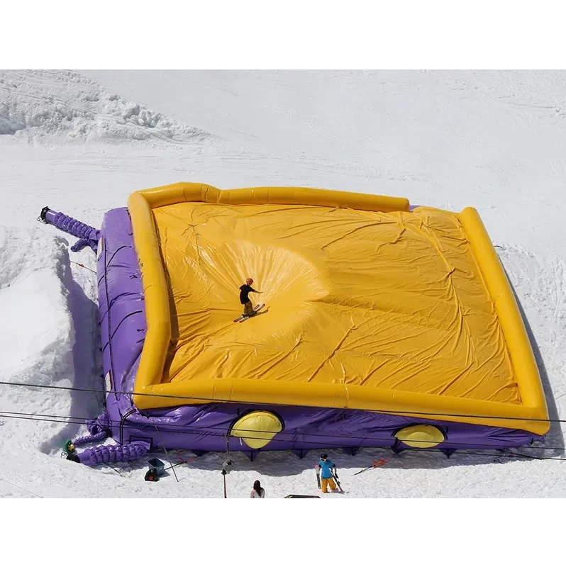 Outdoor Sports Games Inflatable Stunt Jumping Airbags Skiing and Cycling Trampoline Airbags