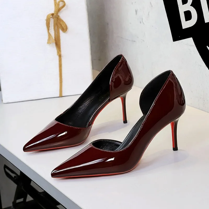 Luxury Women Shoes 2026 Fashion Scepter Golden Sword High Heels Designer Queen Pointed Head Stiletto High Heels Zapatos De Mujer