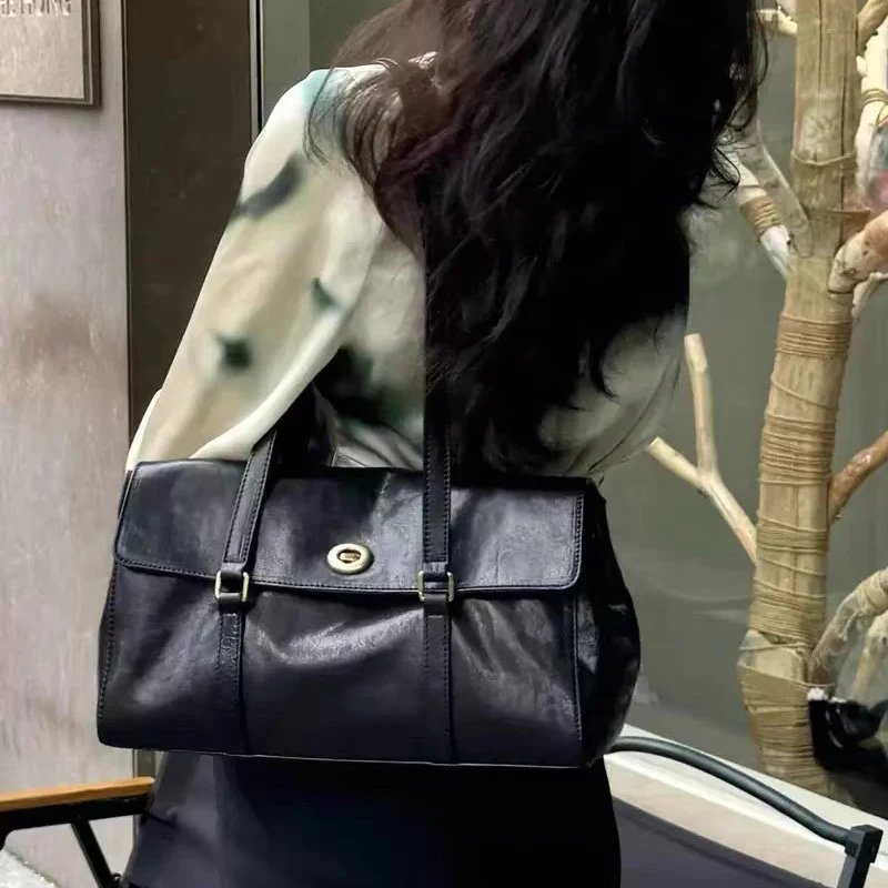 England Style Pillow Bags For Women Luxury Designer Handbags Purses 2024 New In PU Imitation Cow Leather Lock Underarm Shoulder image 3