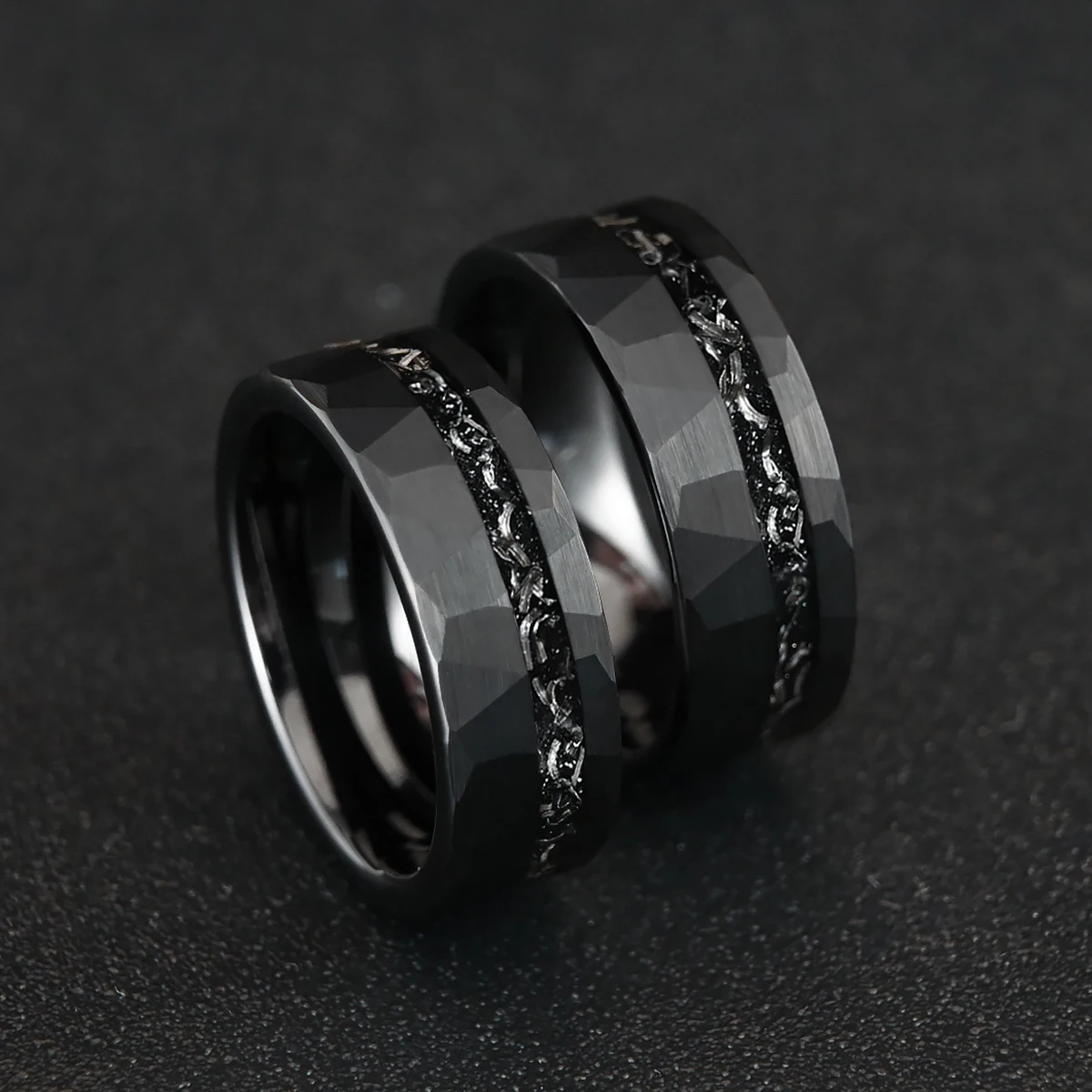 8MM Black Tungsten Men’s Wedding Bands Classic Hammered Meteorite Ring Fashion Simple Couple Promise Engagement Rings Boy's Gift