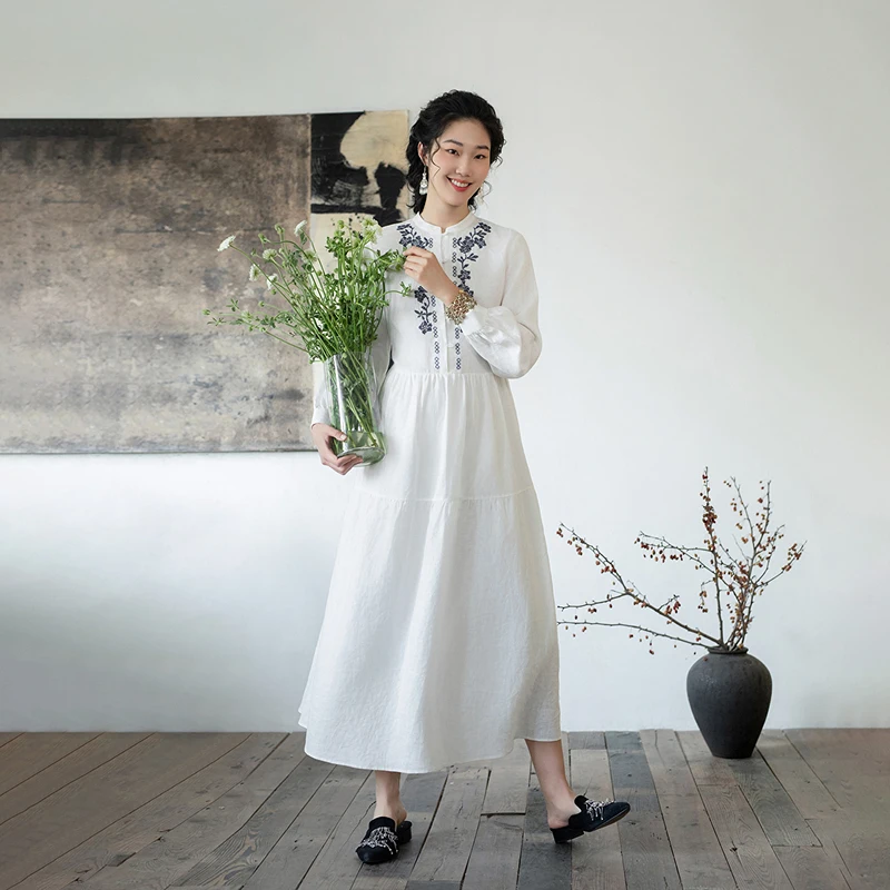 

Elegant Oversized Long Sleeve Embroidered Linen Dress Women's A-Line Skirt Vintage Style Spring Fashion Chinese Waist Design