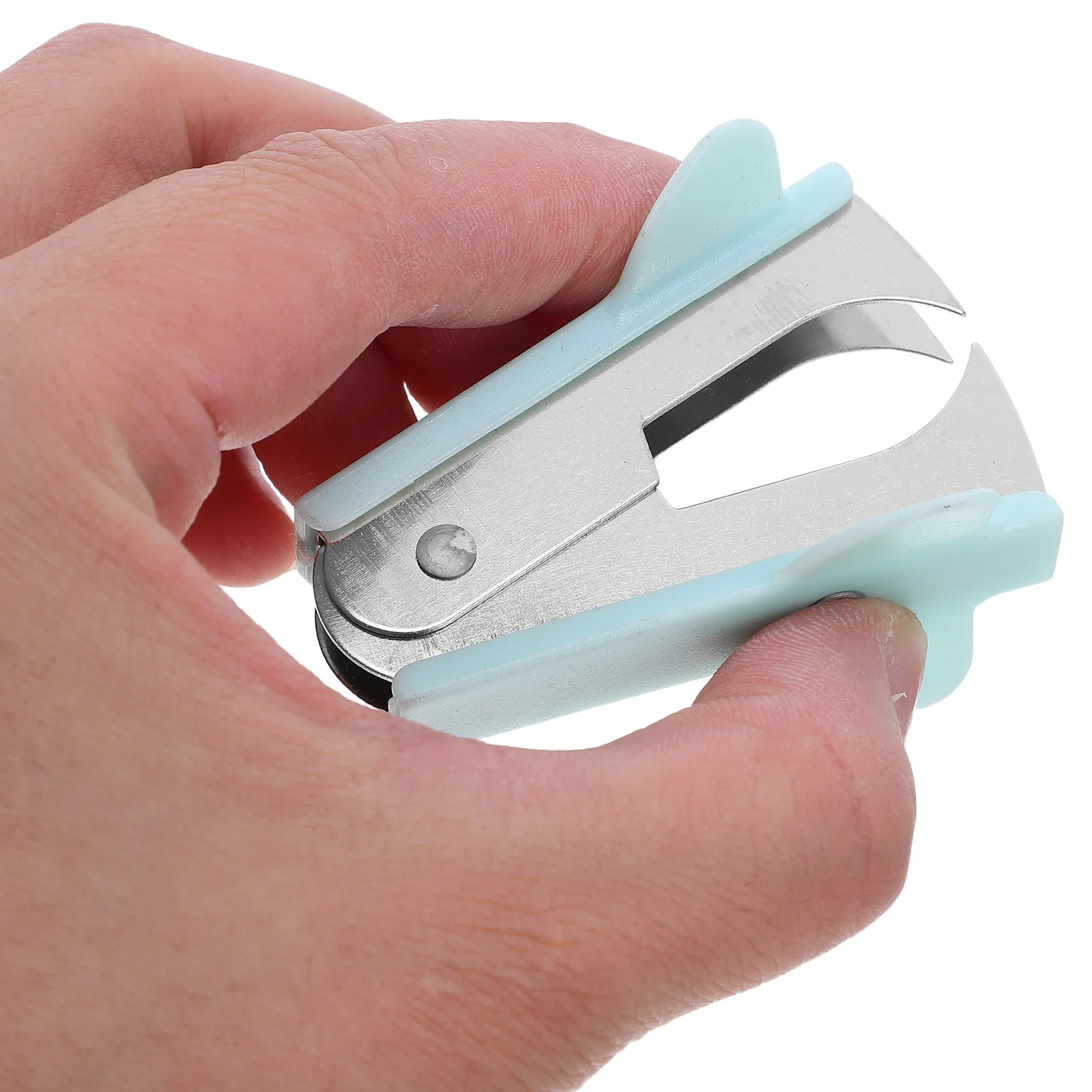 

4Pcs Universal Staple Puller Nondeformable Ideal for Document File Removal Pneumatic Nail Remover Staple Remover