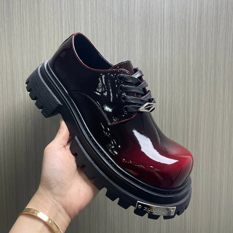 

Мужские кожаные туфли на толстой подошве, черные, с большим кожаным верхом, модные, удобные, дышащие, на шнуровке, увеличивающие рост.