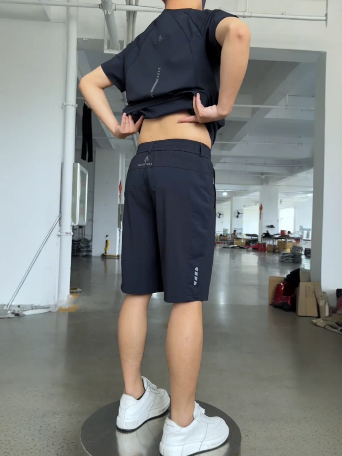 

Summer Thin Milk Ice Silk Me Casual Sports Set Men's Outdoor Versatile Loose Breathable ort Sve orts Polyester Fiber