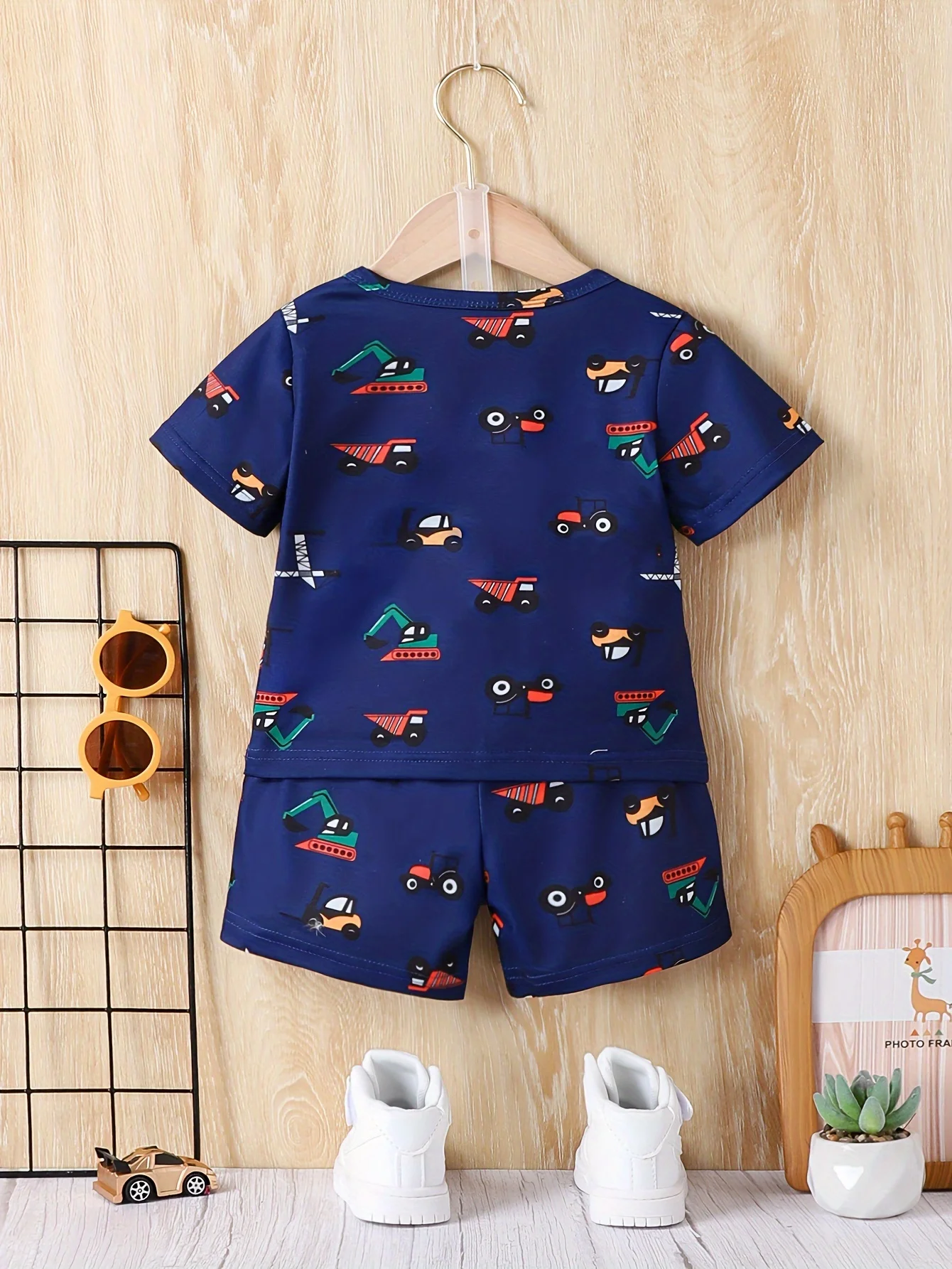 2-Piece Summer Cute Baby Boy Casual Short-sleeved Shorts Outdoor Sports Set Comfortable Breathable Baby Set