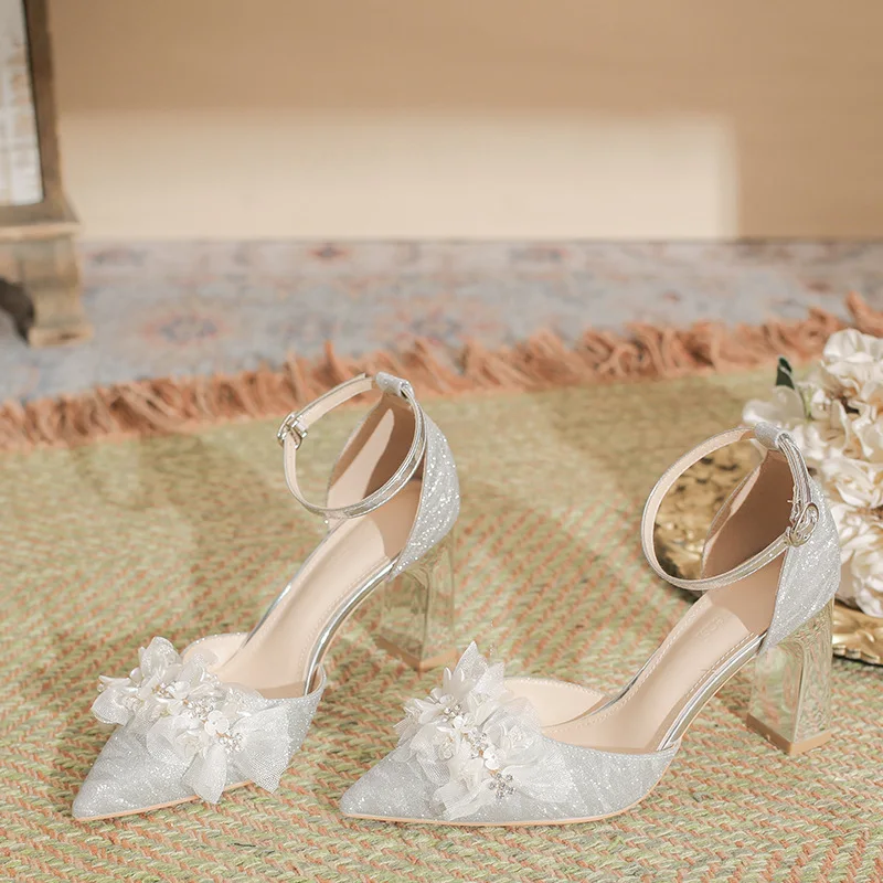 ブロックヒールファッションレディースシューズ2026ハイサンダル女性浅口チャンキーポインテッドラグジュアリーベルベットハイヒール新作セクシーコンフォート