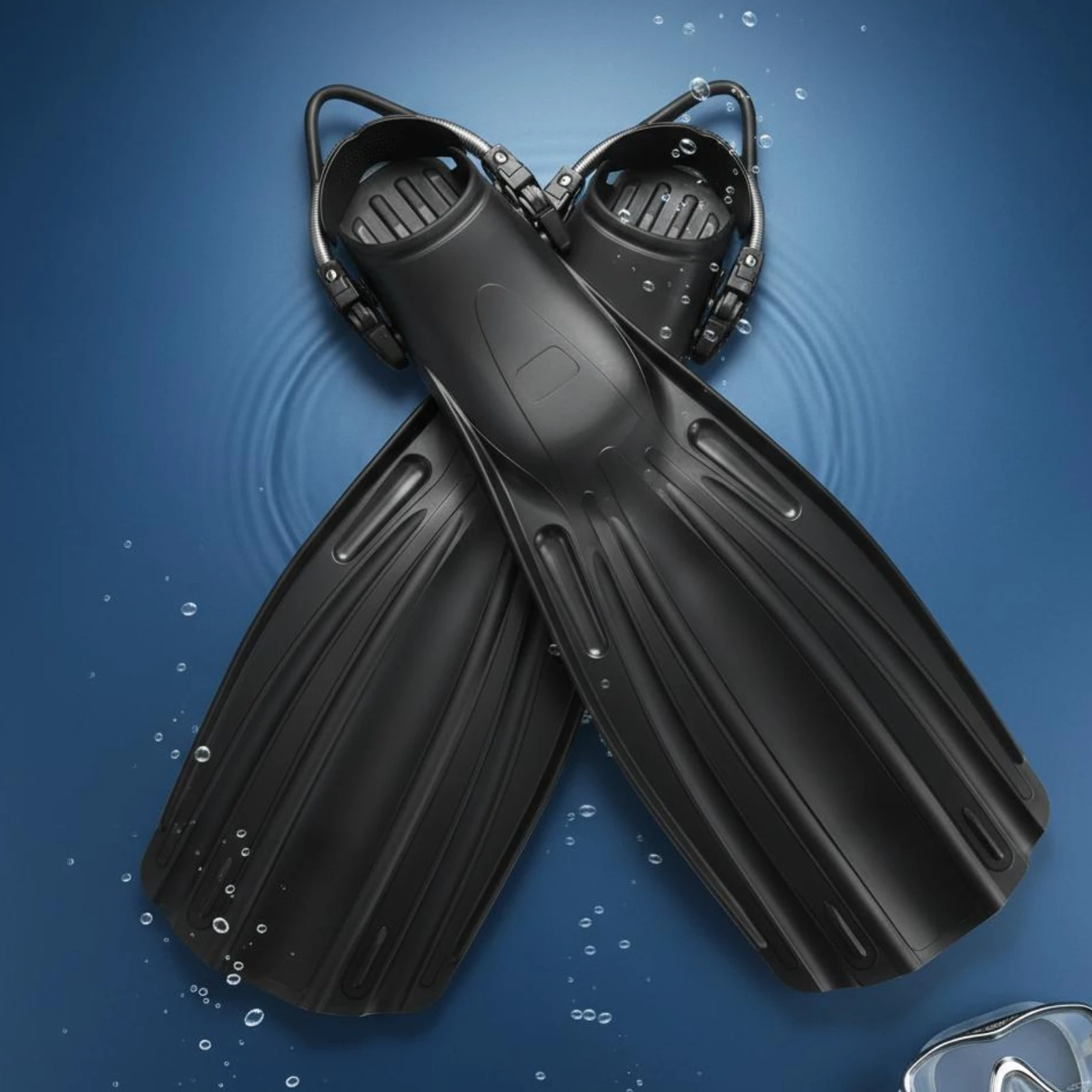 palmes-de-plongee-reglables-legeres-et-professionnelles-a-talon-ouvert-ideales-pour-les-voyages-equipement-de-sports-nautiques