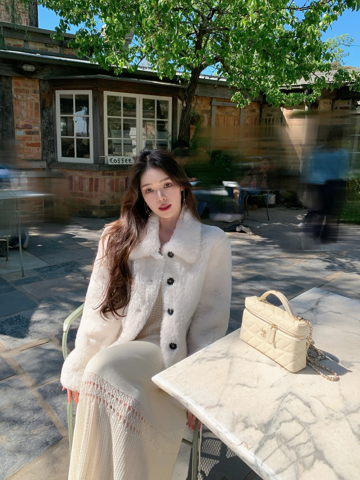 

Зимняя новинка: Женская короткая куртка из натурального меха ягненка ByYou, утепленная, повседневная, с длинными рукавами, отложным воротником, свободного кроя