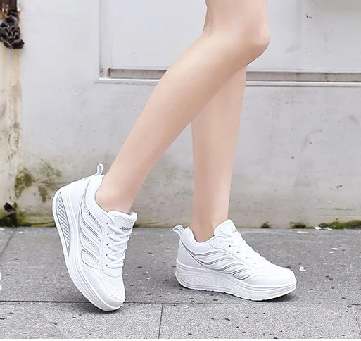 2021Designer White Platform Sneakers Casual Shoes Women Tenis Feminino Women Wedges Shoes Footwear Basket Femme Trainers Women